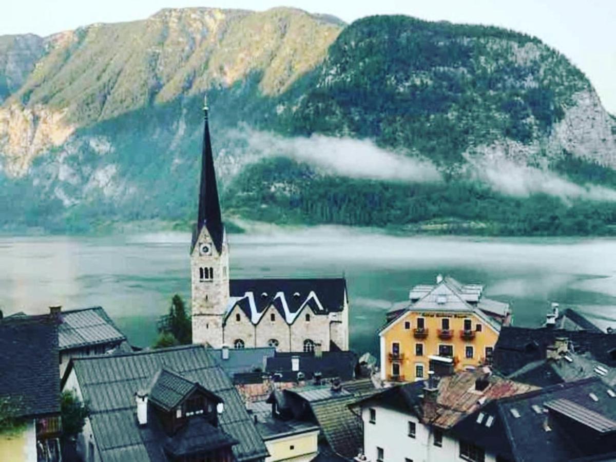 Pension Leopoldine Acomodação com café da manhã Hallstatt Exterior foto