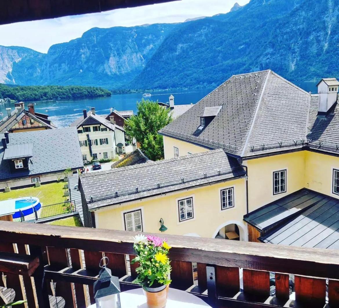 Pension Leopoldine Acomodação com café da manhã Hallstatt Exterior foto