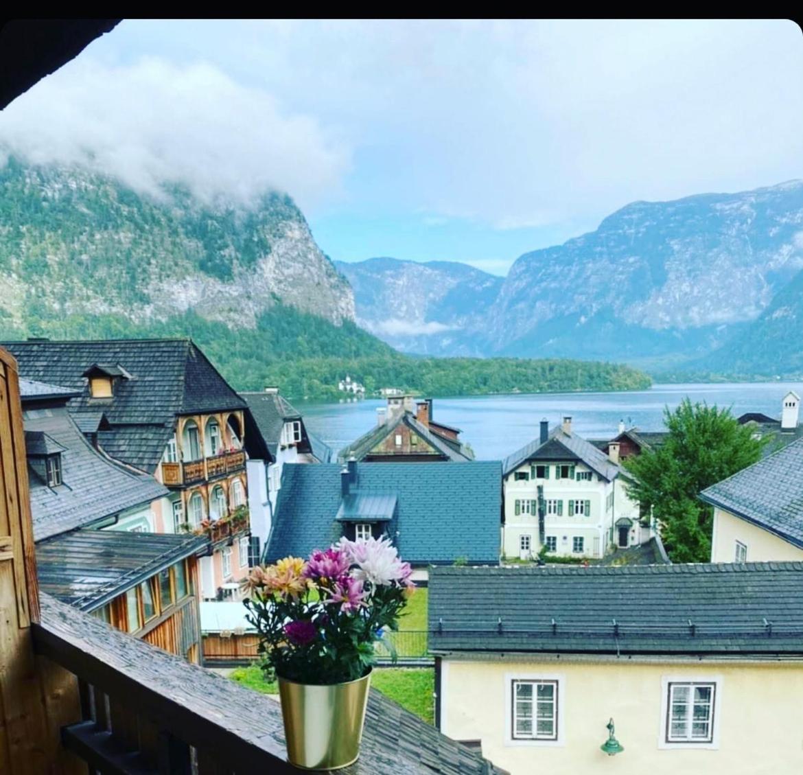 Pension Leopoldine Acomodação com café da manhã Hallstatt Exterior foto