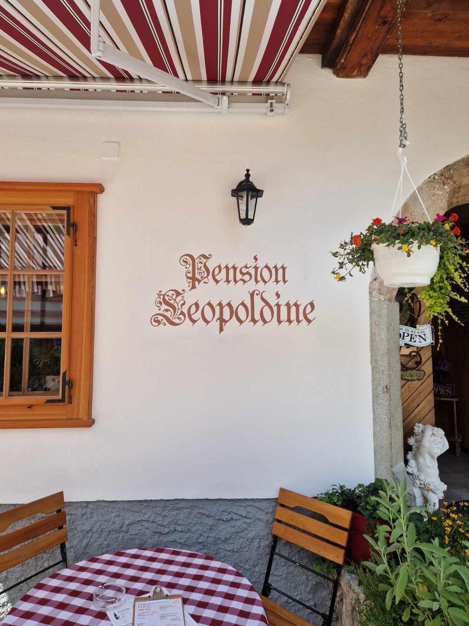 Pension Leopoldine Acomodação com café da manhã Hallstatt Exterior foto